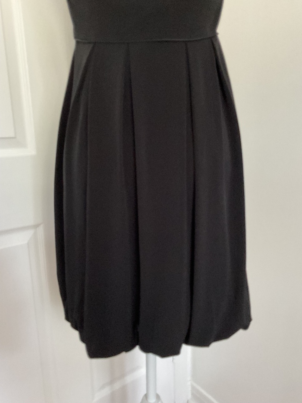 ✨Laundry By Design Black Jewelled Halter Bubble Hem Dress - size 4 - Picture 8 of 12